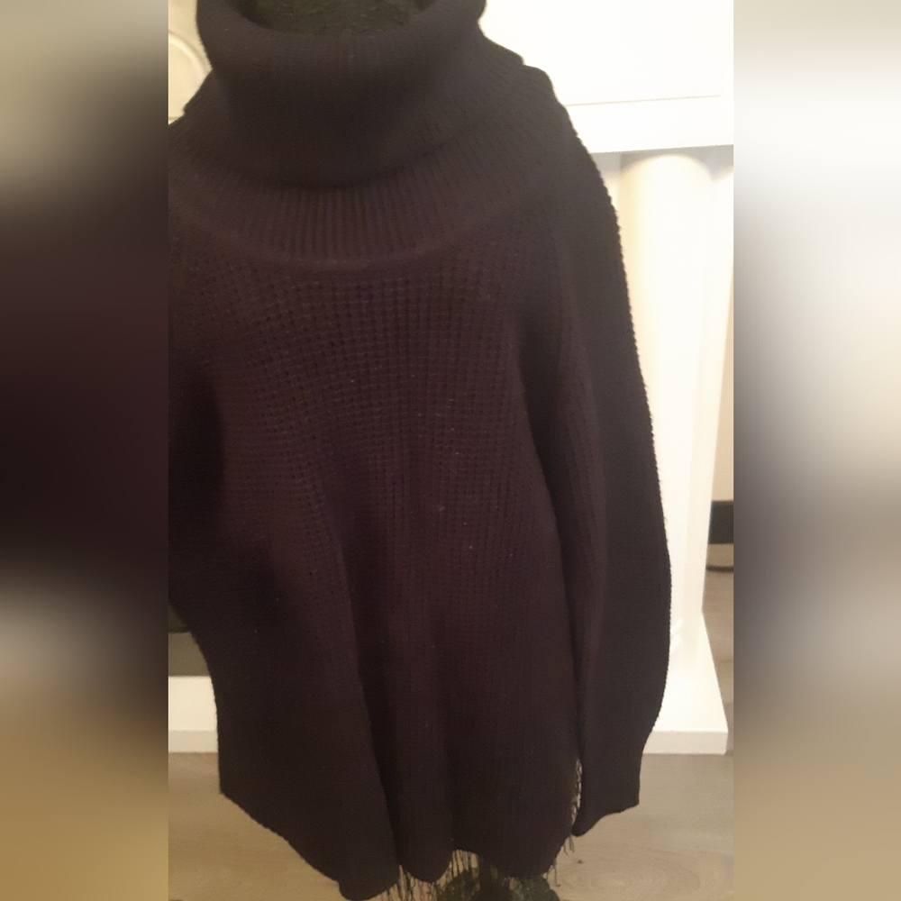 Women's Seven❤Sisters Black Turtleneck Sweater With High Low Design Side Slits